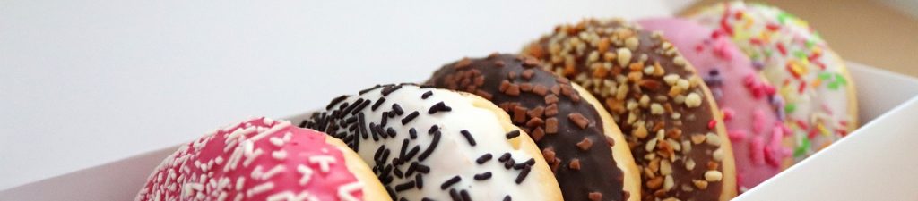 donut, pastry, sweet-5331966.jpg